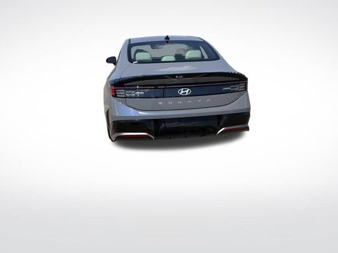 Used 2025 Hyundai Sonata SEL FWD image 4