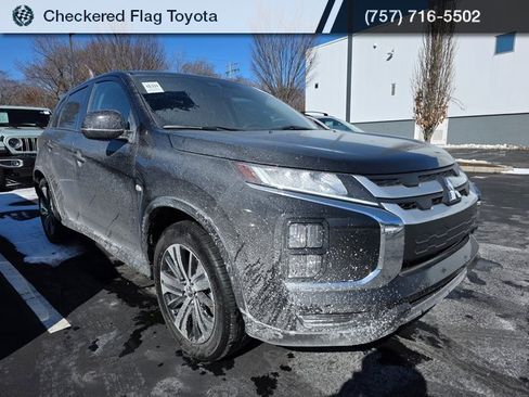 Used 2025 Mitsubishi Outlander Sport ES image 3