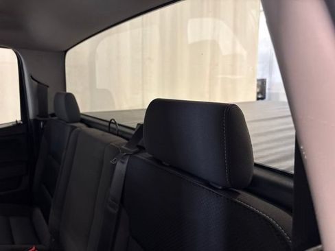 Used 2018 Chevrolet Silverado 1500 LT AWD/4WD image 30
