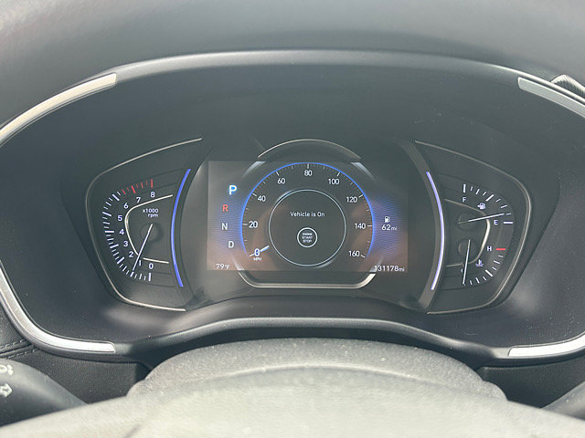 Used 2019 Hyundai Santa Fe SEL FWD image 26