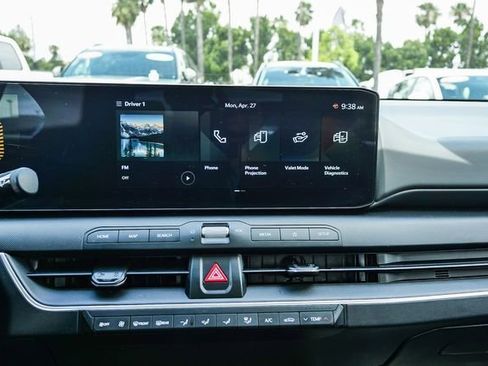 Certified 2025 Kia K4 FWD image 17