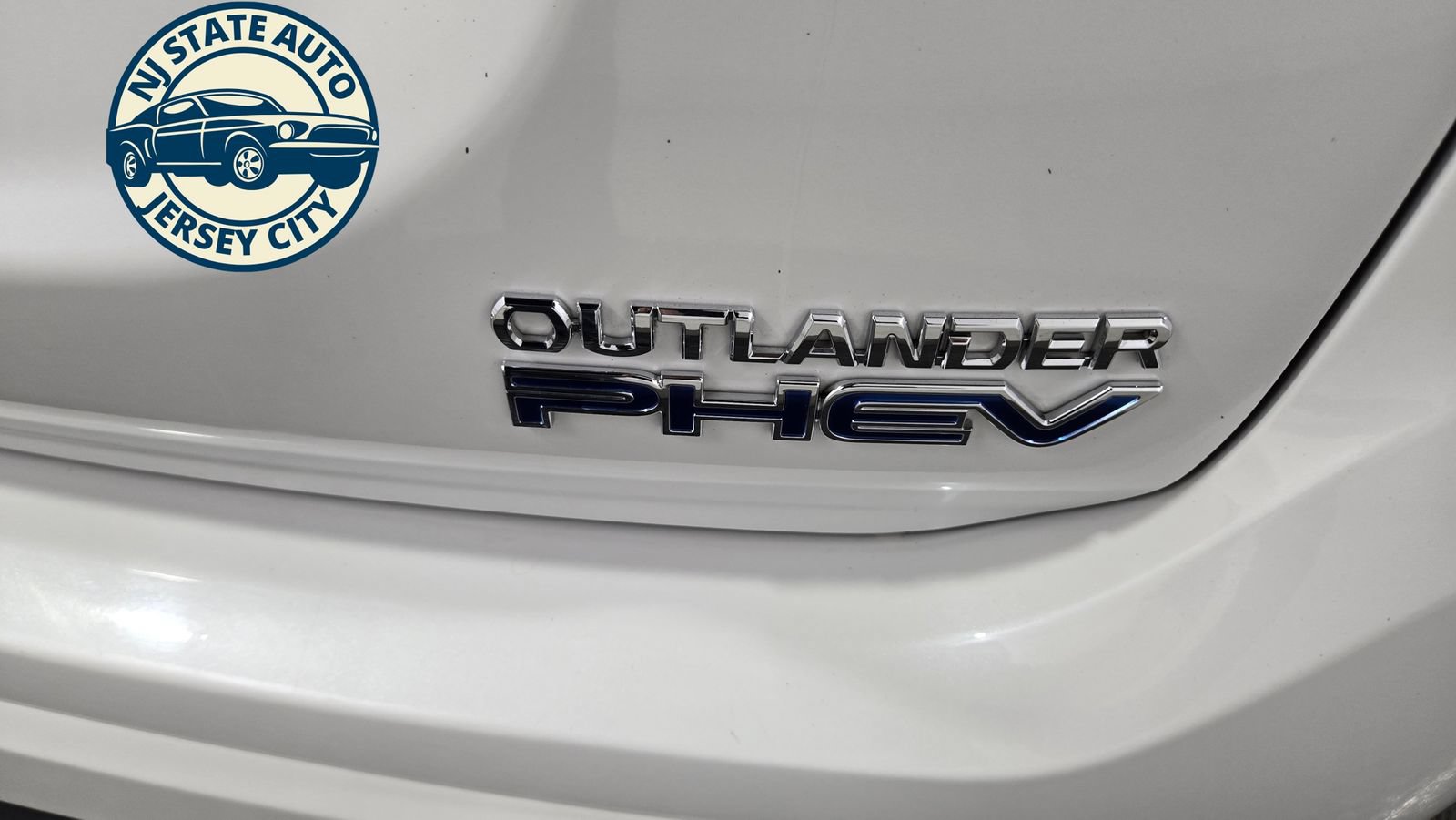 Used 2018 Mitsubishi Outlander SEL AWD/4WD image 33