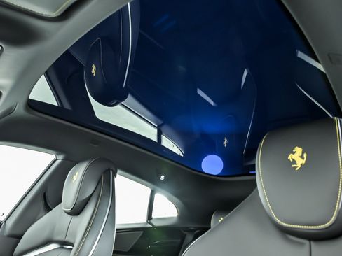Used 2025 Ferrari Purosangue image 29