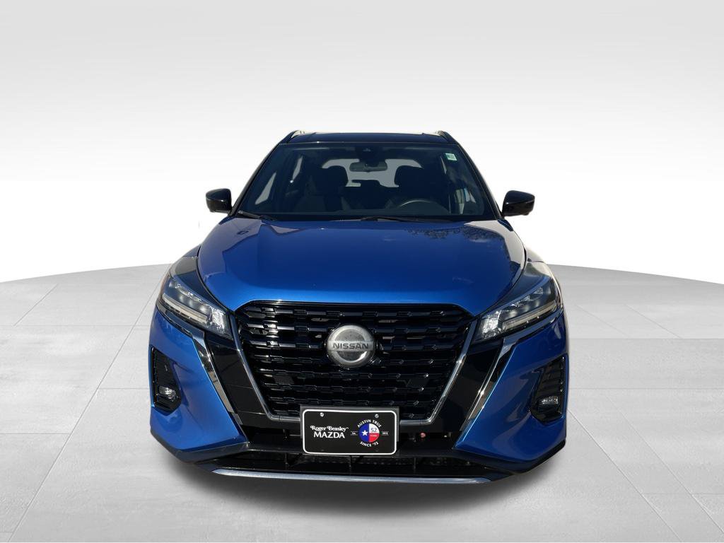 Used 2021 Nissan Kicks SR FWD image 2