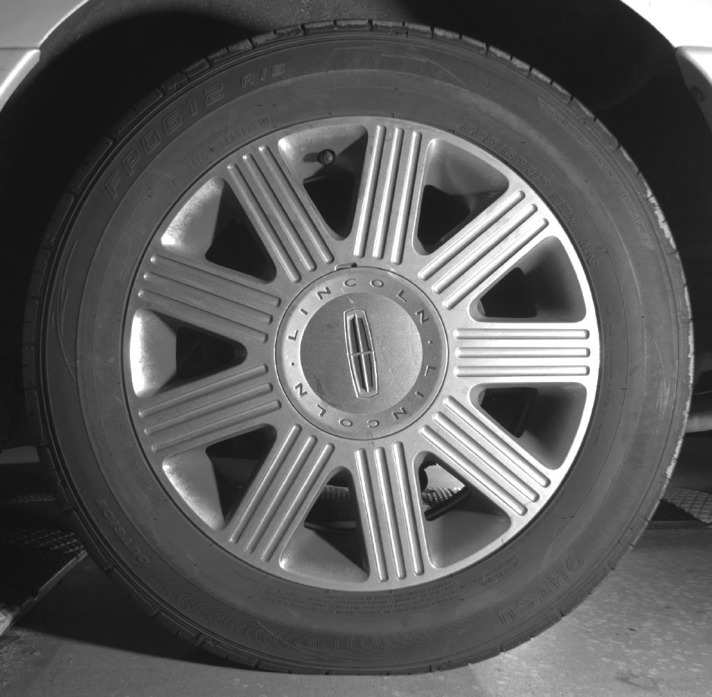 Used 2003 Lincoln Town Car Cartier RWD image 23