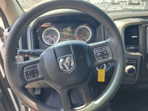 Used 2018 RAM 1500 ST RWD image 19