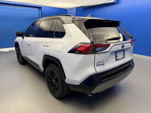 Used 2022 Toyota RAV4 XSE w/ XSE Grade Weather Package image 5