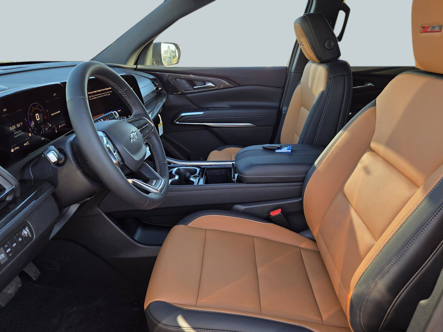 New 2027 Chevrolet Traverse Z71 w/ Driver Confidence Package AWD/4WD image 12