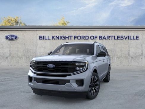 New 2026 Ford Expedition Platinum AWD/4WD image 3