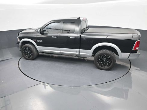 Used 2017 RAM 1500 Laramie w/ Convenience Group AWD/4WD image 29