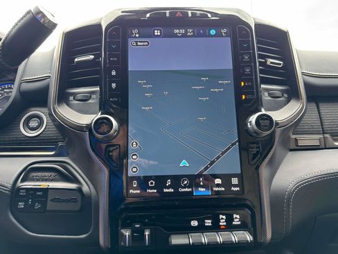 Certified 2022 RAM 2500 Limited w/ Towing Technology Group image 24