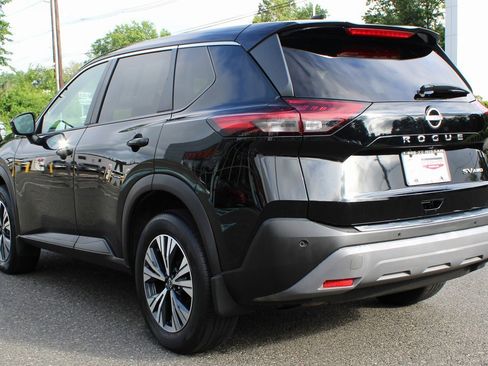 Certified 2022 Nissan Rogue SV image 8