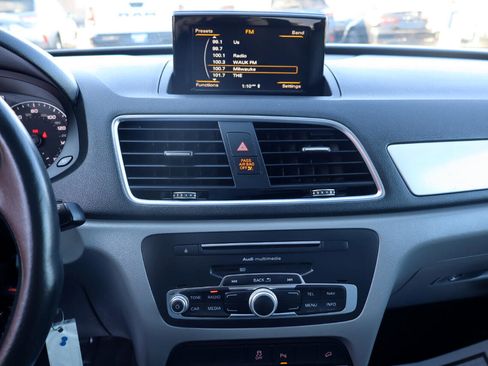 Used 2017 Audi Q3 2.0T Premium image 15