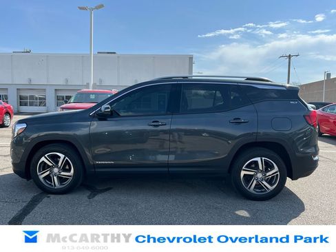 Used 2021 GMC Terrain SLT image 6