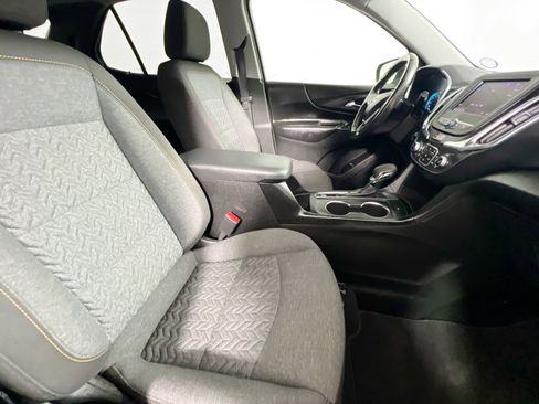 Used 2022 Chevrolet Equinox LT w/ Driver Convenience Package image 31