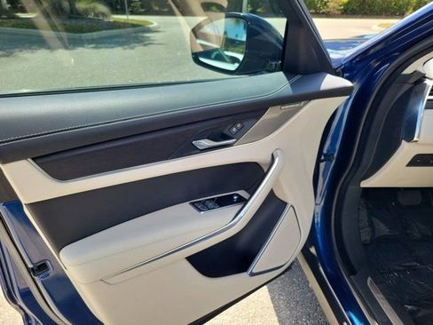 Used 2021 Jaguar F-PACE R-Dynamic S image 20