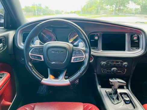 Used 2019 Dodge Charger SRT Hellcat RWD image 15