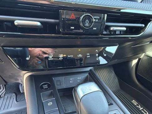 New 2026 Nissan Kicks SR w/ Cold Weather Package image 14