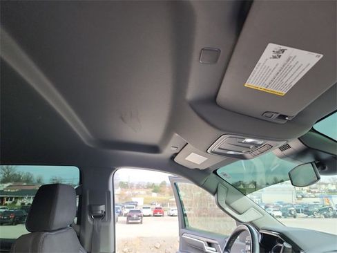 Used 2022 Chevrolet Silverado 1500 RST image 16