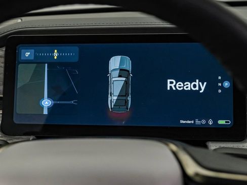 Used 2023 Rivian R1S Adventure image 18