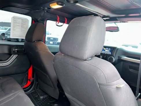 Used 2015 Jeep Wrangler Unlimited Sport w/ Quick Order Package 24S image 39