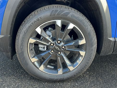 New 2026 Chevrolet Equinox RS w/ Convenience Package III AWD/4WD image 10