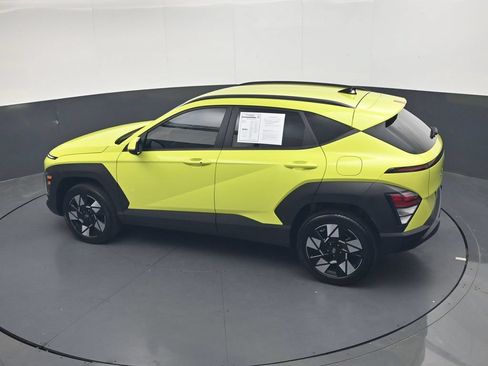 Used 2025 Hyundai Kona SEL AWD/4WD image 38