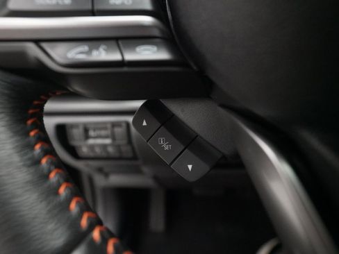 Used 2022 Subaru Crosstrek 2.0i Premium w/ Moonroof Package image 19