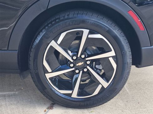 New 2026 Chevrolet Equinox EV LT image 26