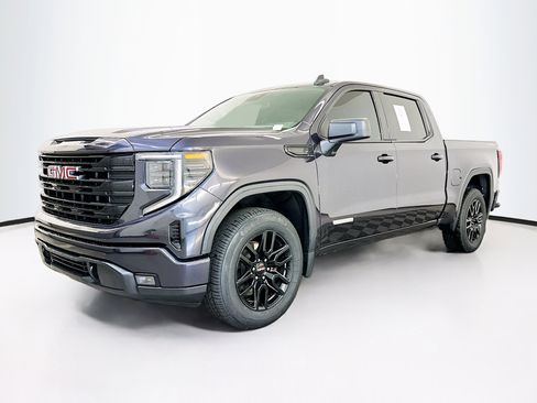 Used 2024 GMC Sierra 1500 Elevation image 3