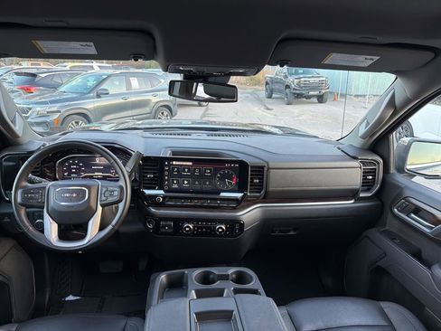Used 2025 GMC Sierra 1500 SLT image 21