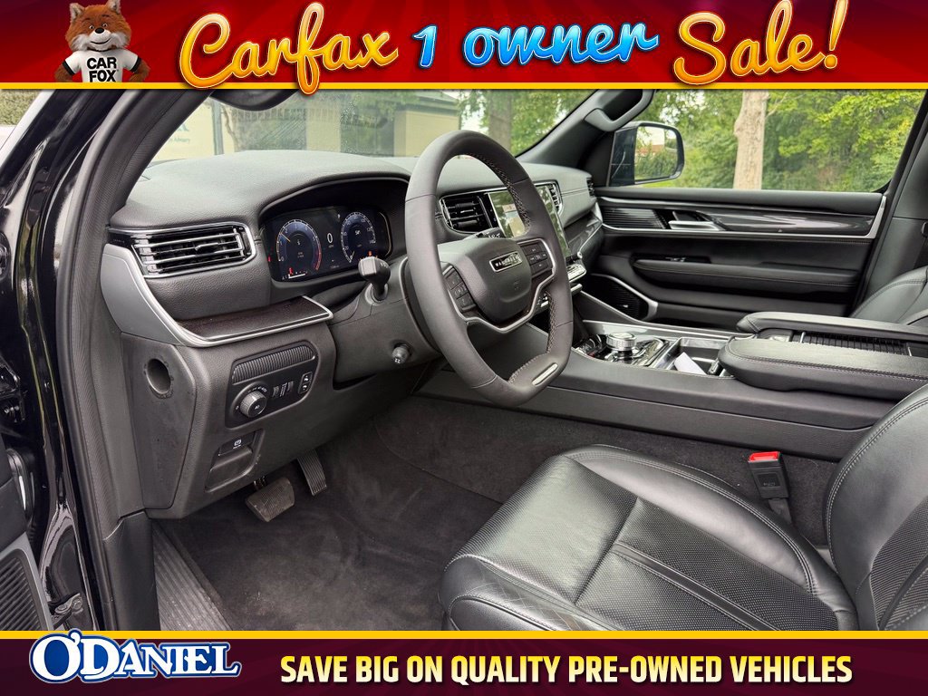 Used 2024 Jeep Wagoneer 4WD image 4