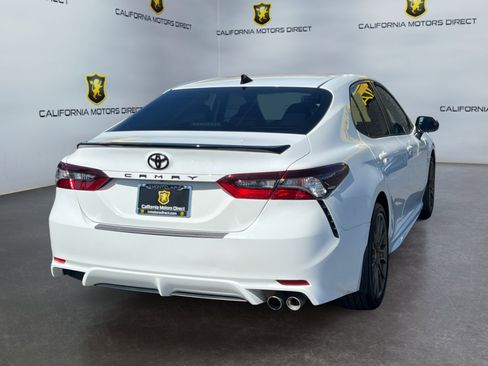 Used 2023 Toyota Camry SE w/ Convenience Package FWD image 5