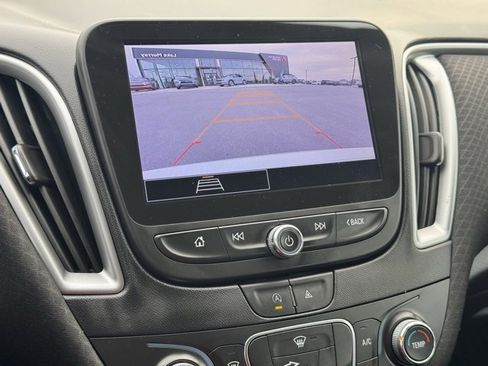 Used 2023 Chevrolet Malibu LS image 29