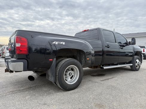 Used 2014 Chevrolet Silverado 3500 LTZ w/ LTZ Plus Package image 7