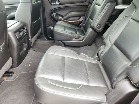 Used 2019 Chevrolet Tahoe LT w/ LT Signature Package AWD/4WD image 34