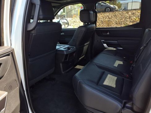 Used 2023 Toyota Tundra Platinum AWD/4WD image 19