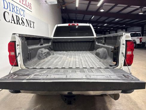 Used 2019 Chevrolet Silverado 2500 W/T AWD/4WD image 8