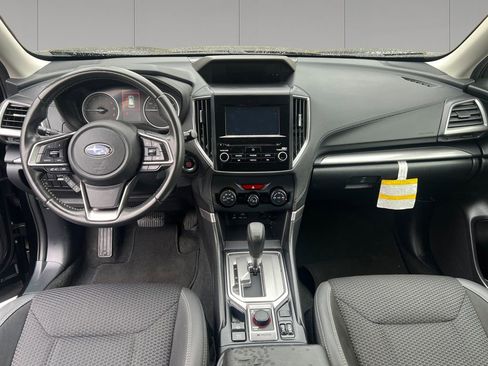 Used 2023 Subaru Forester Premium image 12