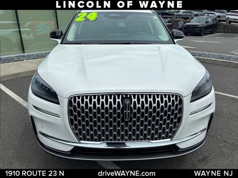 Certified 2024 Lincoln Corsair AWD w/ Equipment Group 101A image 11