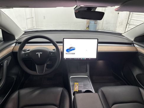 Used 2022 Tesla Model 3 Long Range image 17
