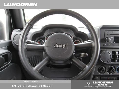 Used 2007 Jeep Wrangler Unlimited Sahara w/ Dual Top Group image 5