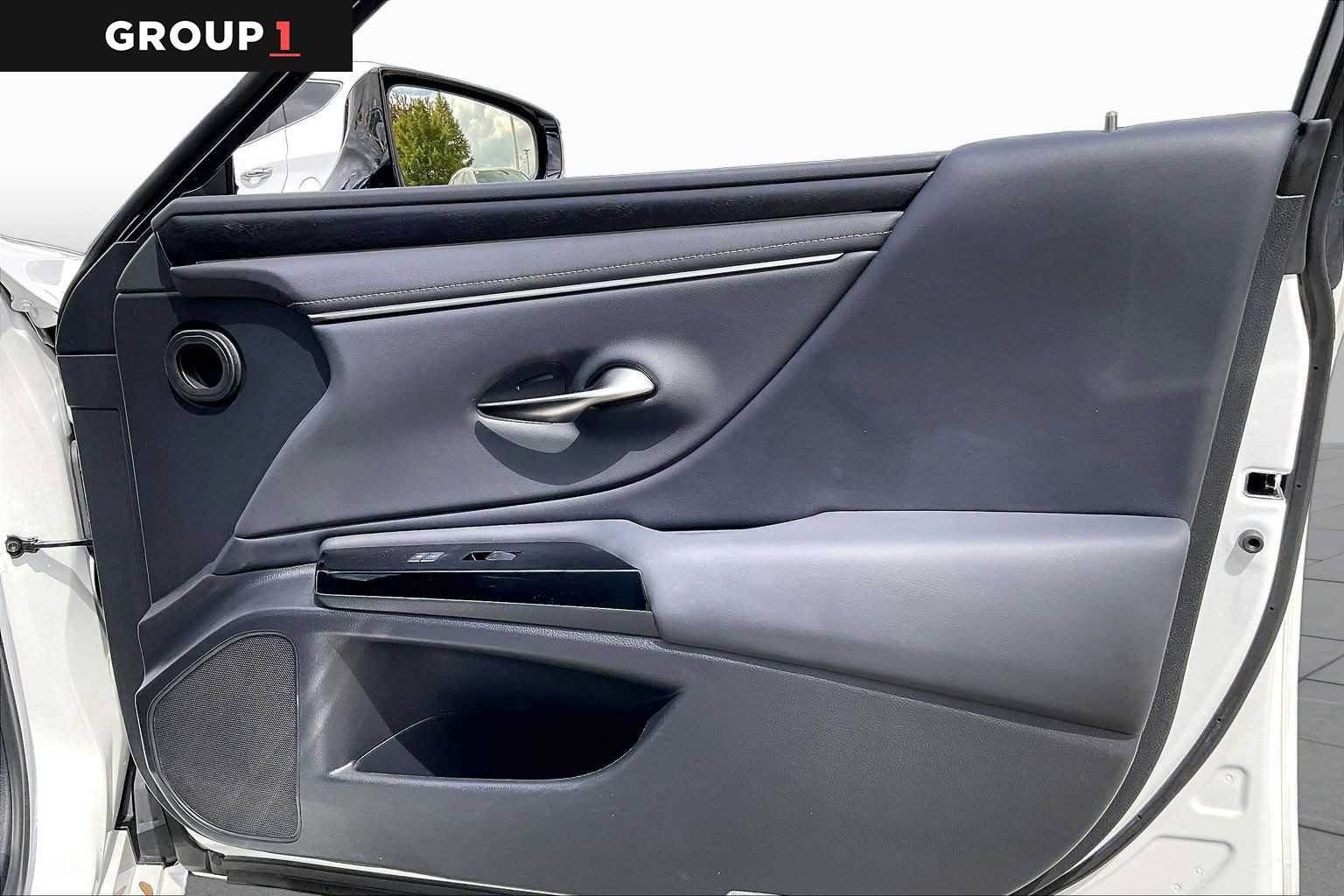 Used 2024 Lexus ES 350 w/ Premium Package FWD image 20