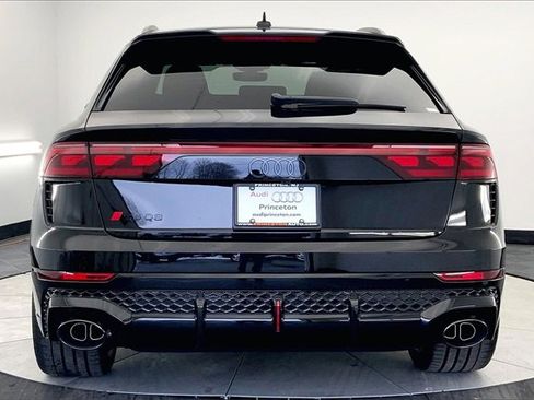 New 2026 Audi RS Q8 performance image 5