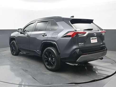 Used 2024 Toyota RAV4 XSE AWD/4WD image 3