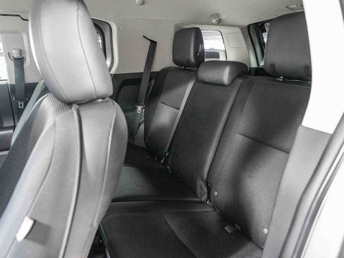 Used 2011 Toyota FJ Cruiser 4WD w/ Convenience Pkg image 18