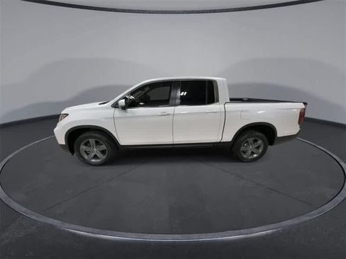 Certified 2023 Honda Ridgeline RTL image 5