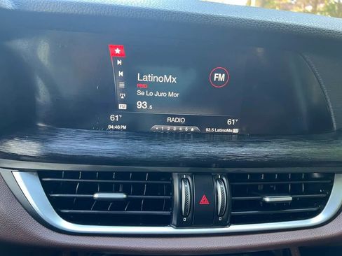 Used 2019 Alfa Romeo Stelvio Sprint w/ Nero Edizione image 11