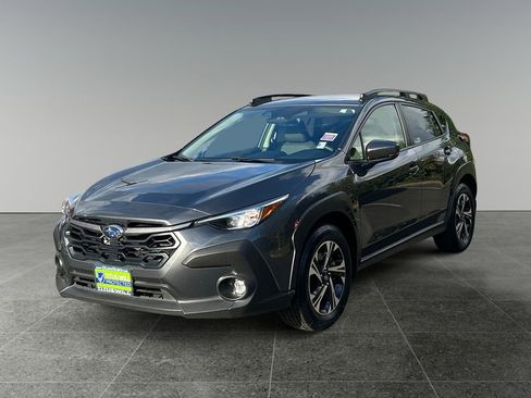 Used 2024 Subaru Crosstrek 2.0i Premium w/ Popular Package #4 image 3