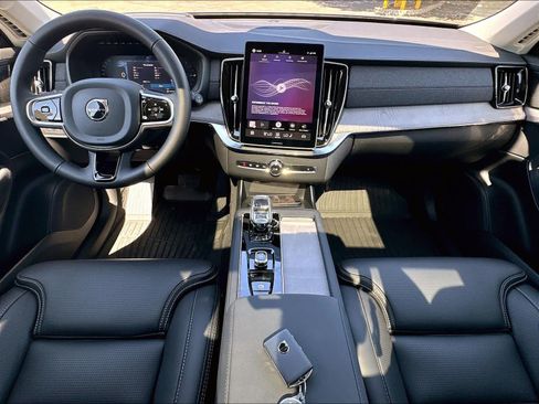 New 2026 Volvo XC90 T8 Ultra AWD/4WD image 7